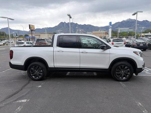 Platinum White Pearl 2026 Honda Ridgeline Sport