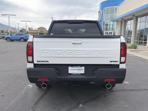 Platinum White Pearl 2026 Honda Ridgeline Sport