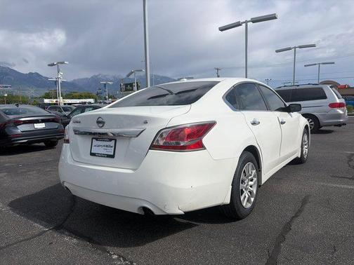 Solid White 2015 Nissan Altima 2.5 S