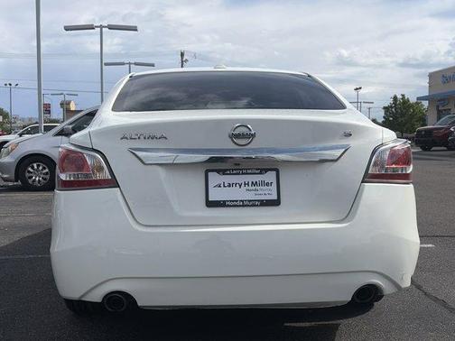 Solid White 2015 Nissan Altima 2.5 S