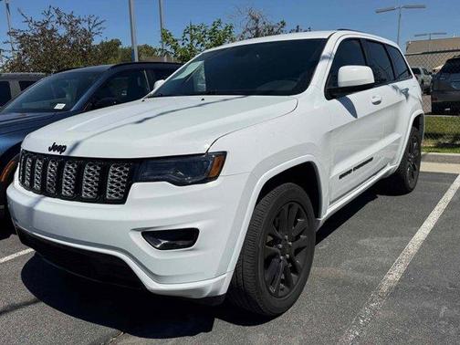 2022 Jeep Grand Cherokee WK Laredo