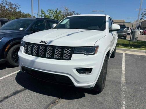 2022 Jeep Grand Cherokee WK Laredo