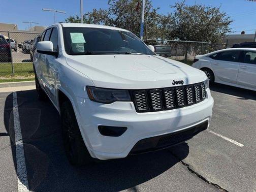2022 Jeep Grand Cherokee WK Laredo