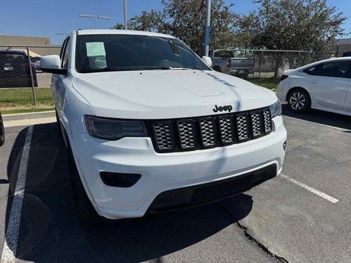 2022 Jeep Grand Cherokee WK Laredo