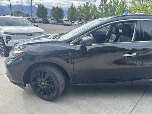2022 Nissan Murano SV