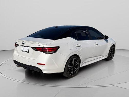 2022 Nissan Sentra SR