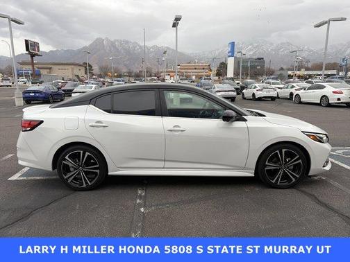 2022 Nissan Sentra SR