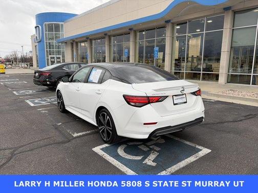 2022 Nissan Sentra SR