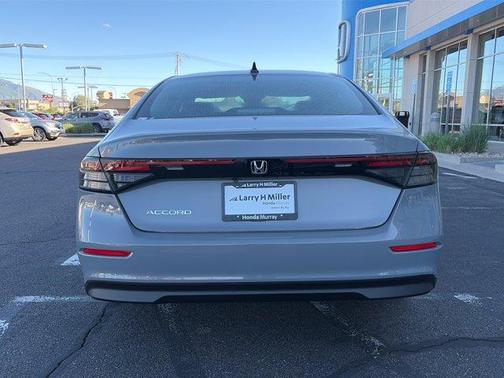 Urban Gray Pearl 2026 Honda Accord SE
