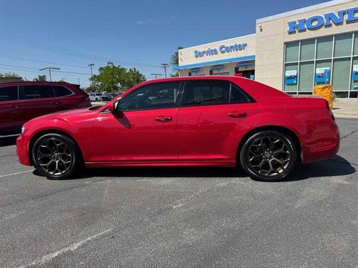 2017 Chrysler 300 S