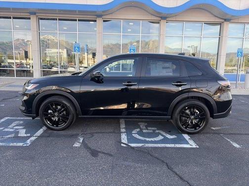Crystal Black Pearl 2026 Honda HR-V Sport