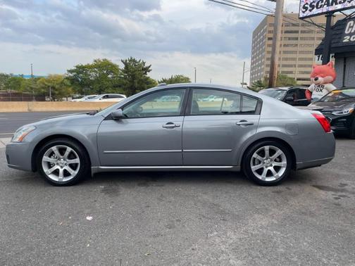 2008 Nissan Maxima SE