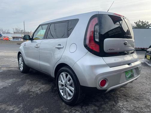 2018 Kia Soul +