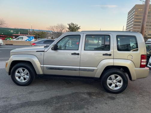 2011 Jeep Liberty Sport