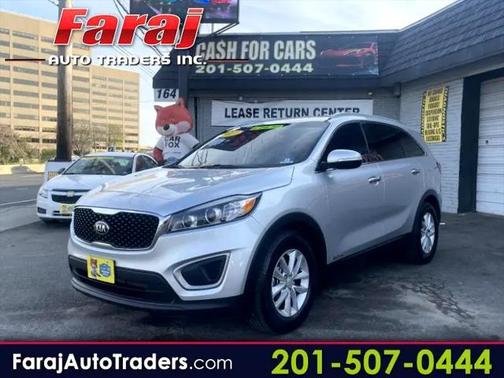 2017 Kia Sorento LX