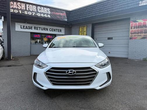 Quartz White Pearl 2017 Hyundai ELANTRA Limited
