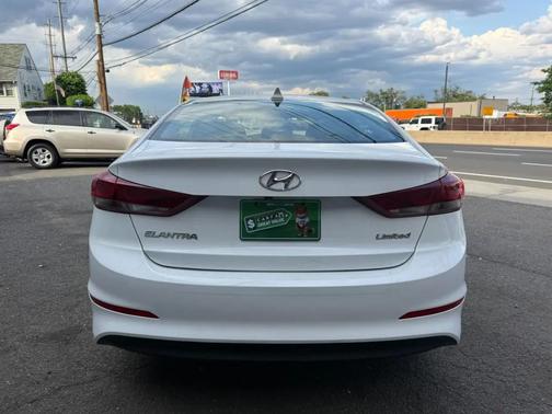Quartz White Pearl 2017 Hyundai ELANTRA Limited