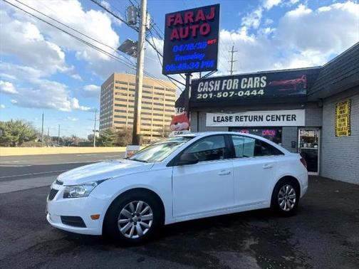 2011 Chevrolet Cruze LS