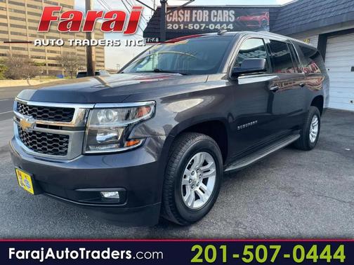 Gray 2017 Chevrolet Suburban LT