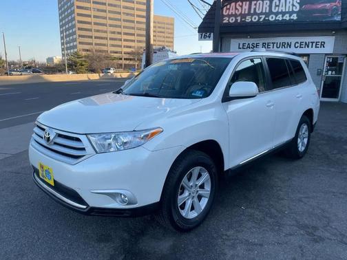 2012 Toyota Highlander SE