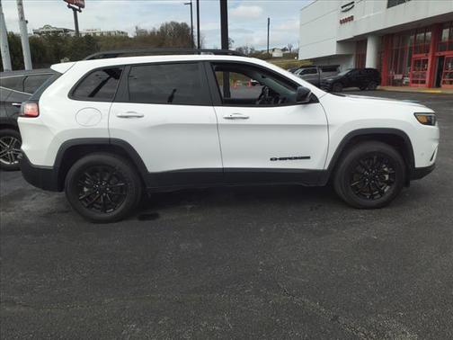 2023 Jeep Cherokee Altitude Lux 4x4