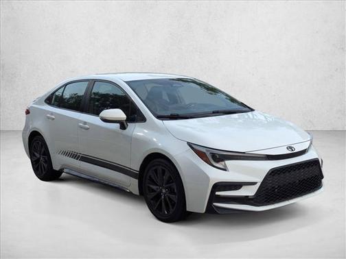 Ice Cap 2024 Toyota Corolla SE