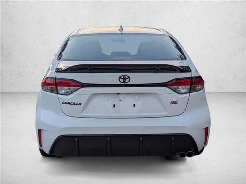 Ice Cap 2024 Toyota Corolla SE
