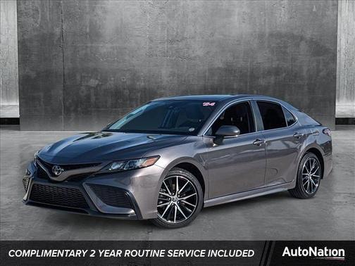 2024 Toyota Camry SE