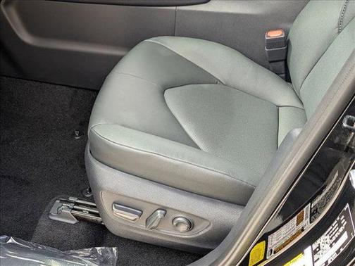 Midnight Black Metallic 2026 Toyota Grand Highlander XLE