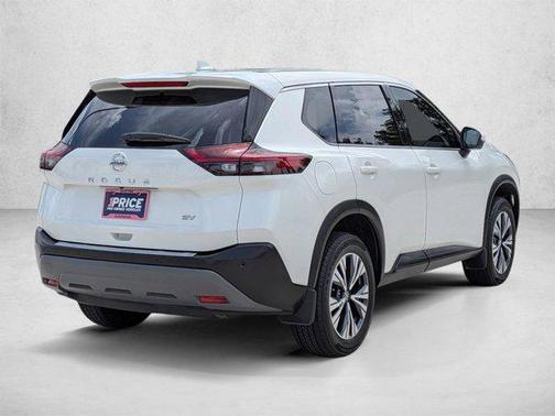 Pearl White Tricoat 2021 Nissan Rogue SV