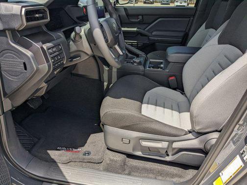 2025 Toyota 4Runner TRD Off Road