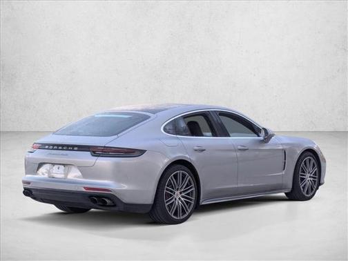 2018 Porsche Panamera Turbo