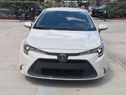 2020 Toyota Corolla LE