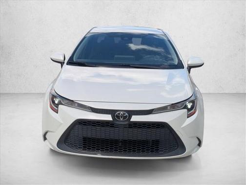 Blizzard Pearl 2020 Toyota Corolla LE