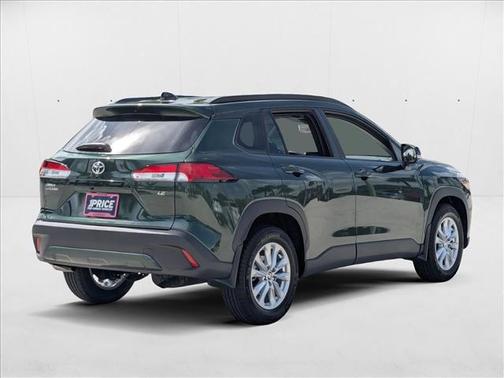 2025 Toyota Corolla Cross LE