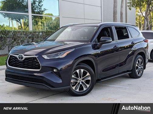 2023 Toyota Highlander XLE