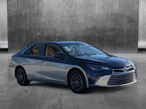 2015 Toyota Camry Hybrid LE