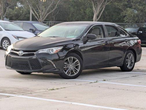 2015 Toyota Camry Hybrid SE