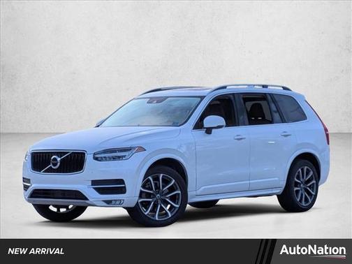 2019 Volvo XC90 T6 Momentum