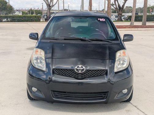 2010 Toyota Yaris Base