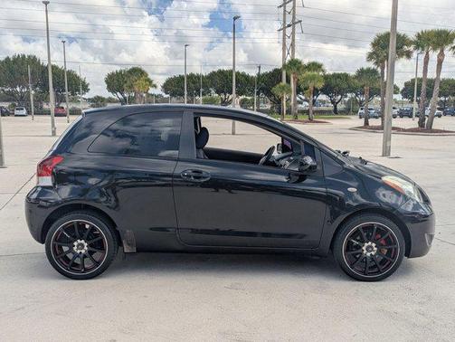 2010 Toyota Yaris Base