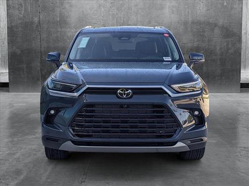 2025 Toyota Grand Highlander Platinum
