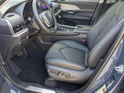 2025 Toyota Grand Highlander Platinum