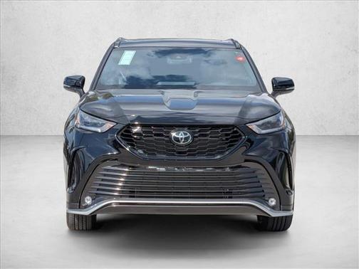 2026 Toyota Highlander XSE