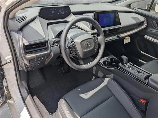 2025 Toyota Prius XLE