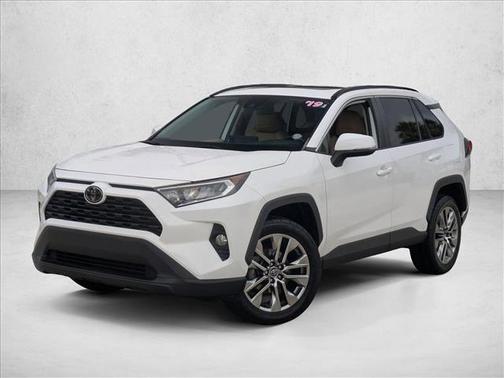 2019 Toyota RAV4 XLE Premium