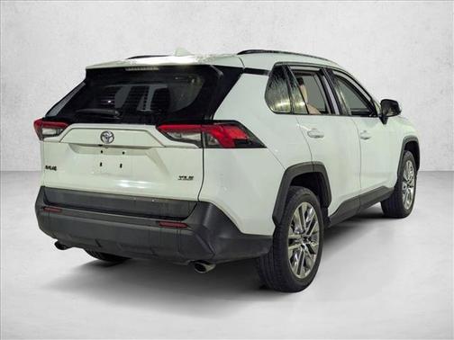 2019 Toyota RAV4 XLE Premium
