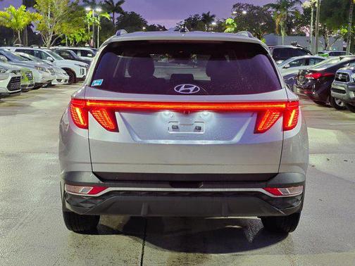 Shimmering Silver 2022 Hyundai TUCSON SEL
