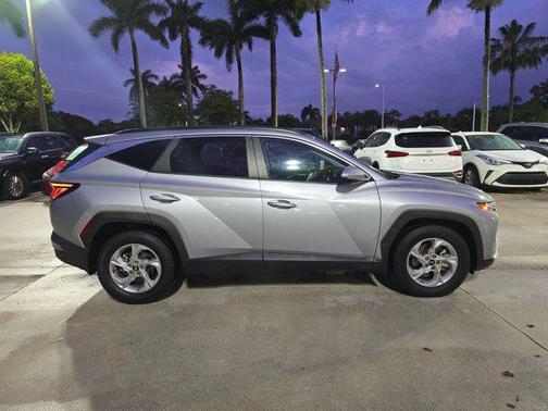 Shimmering Silver 2022 Hyundai TUCSON SEL