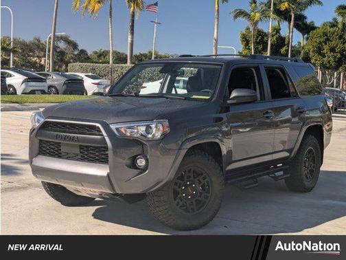 2022 Toyota 4Runner SR5